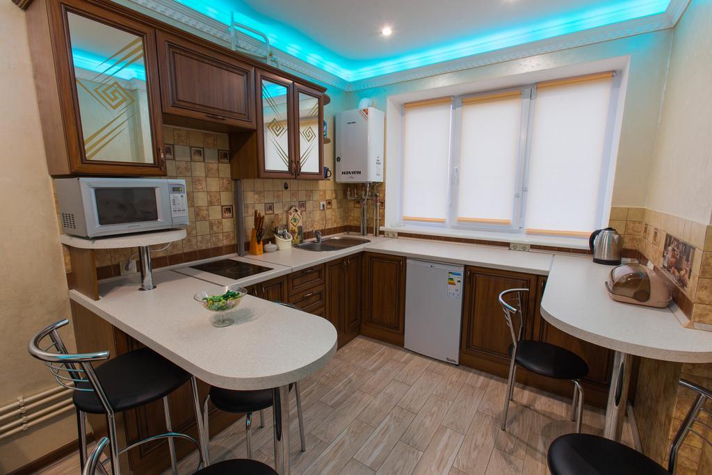 Modern Apartment On Akademika Sakharova 27A Ivano-Frankivsk Esterno foto